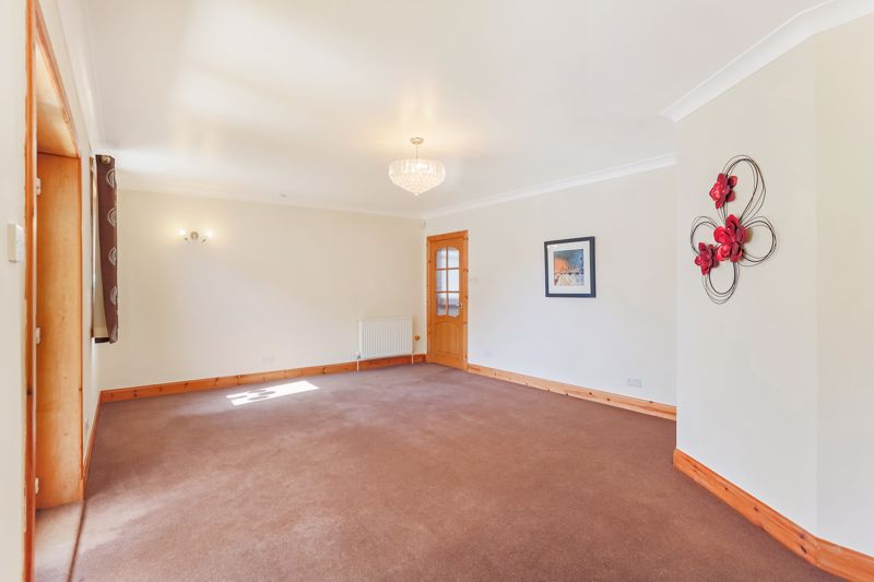 Queen Street Renfrew